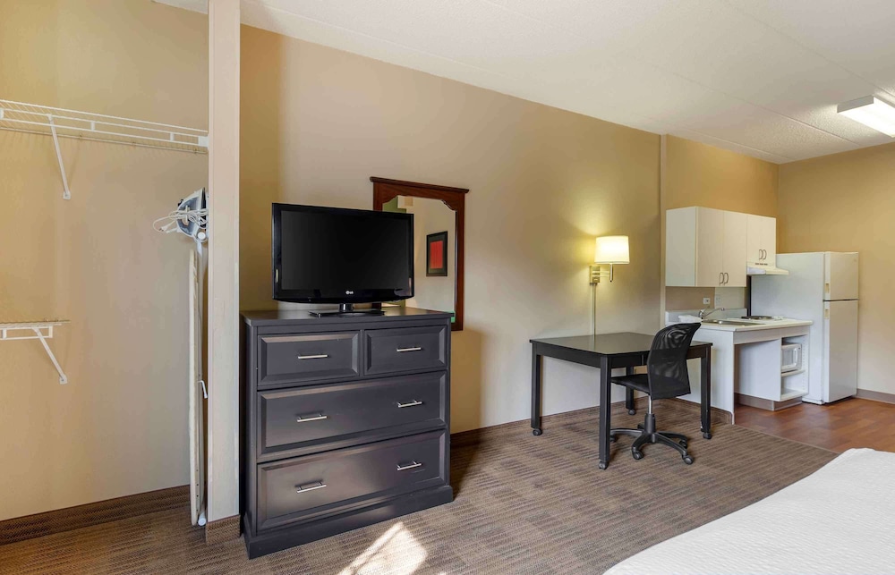 Extended Stay America - Chicago - Elmhurst - O'hare 28/41