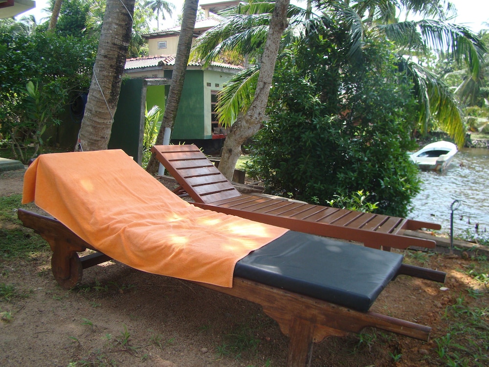 Mahi Villa 31/33