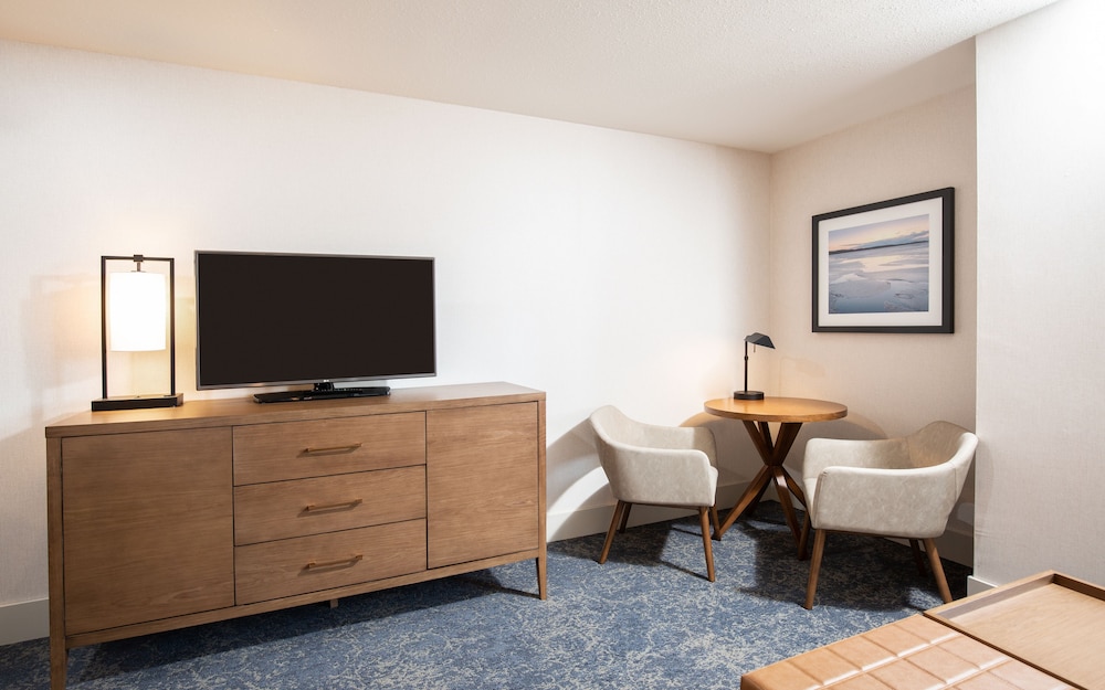 Pomeroy Hotel Fort McMurray 42/50