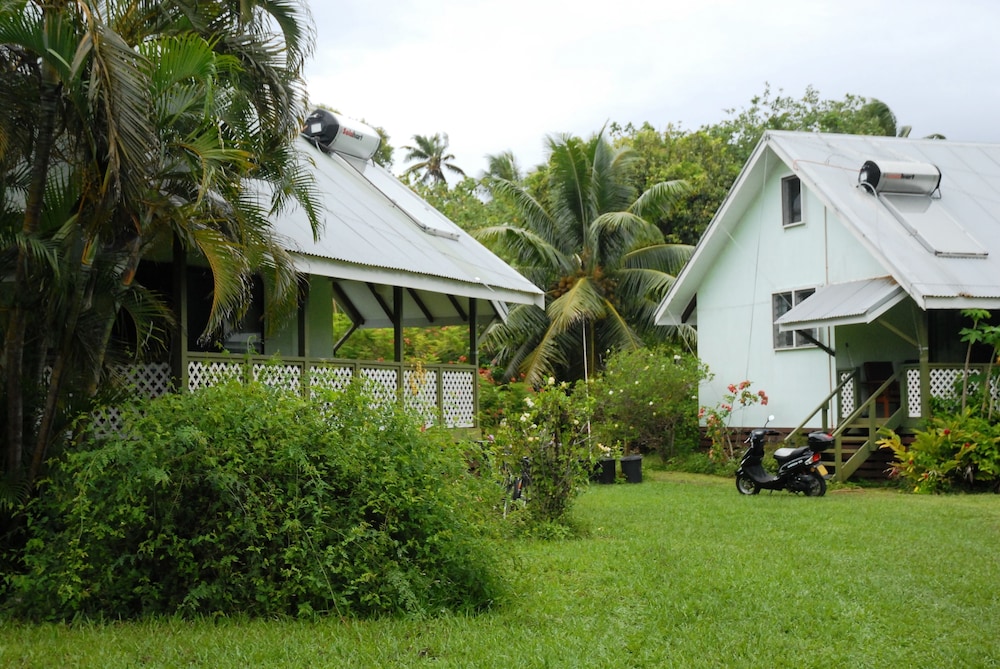 Gina's Garden Lodges 28/35
