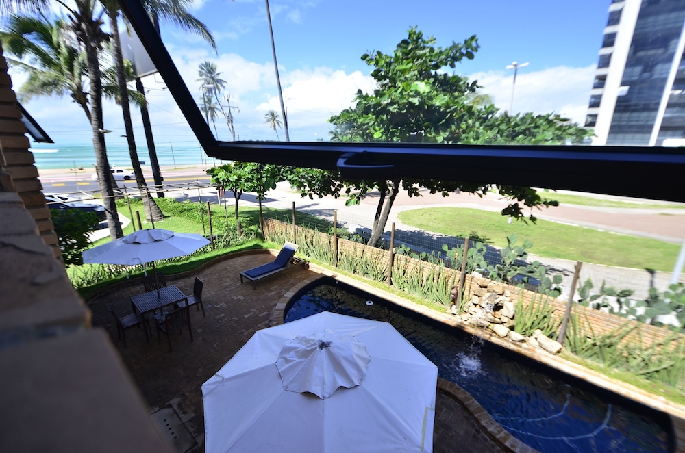 CAIS DA PRAIA HOTEL 7/46