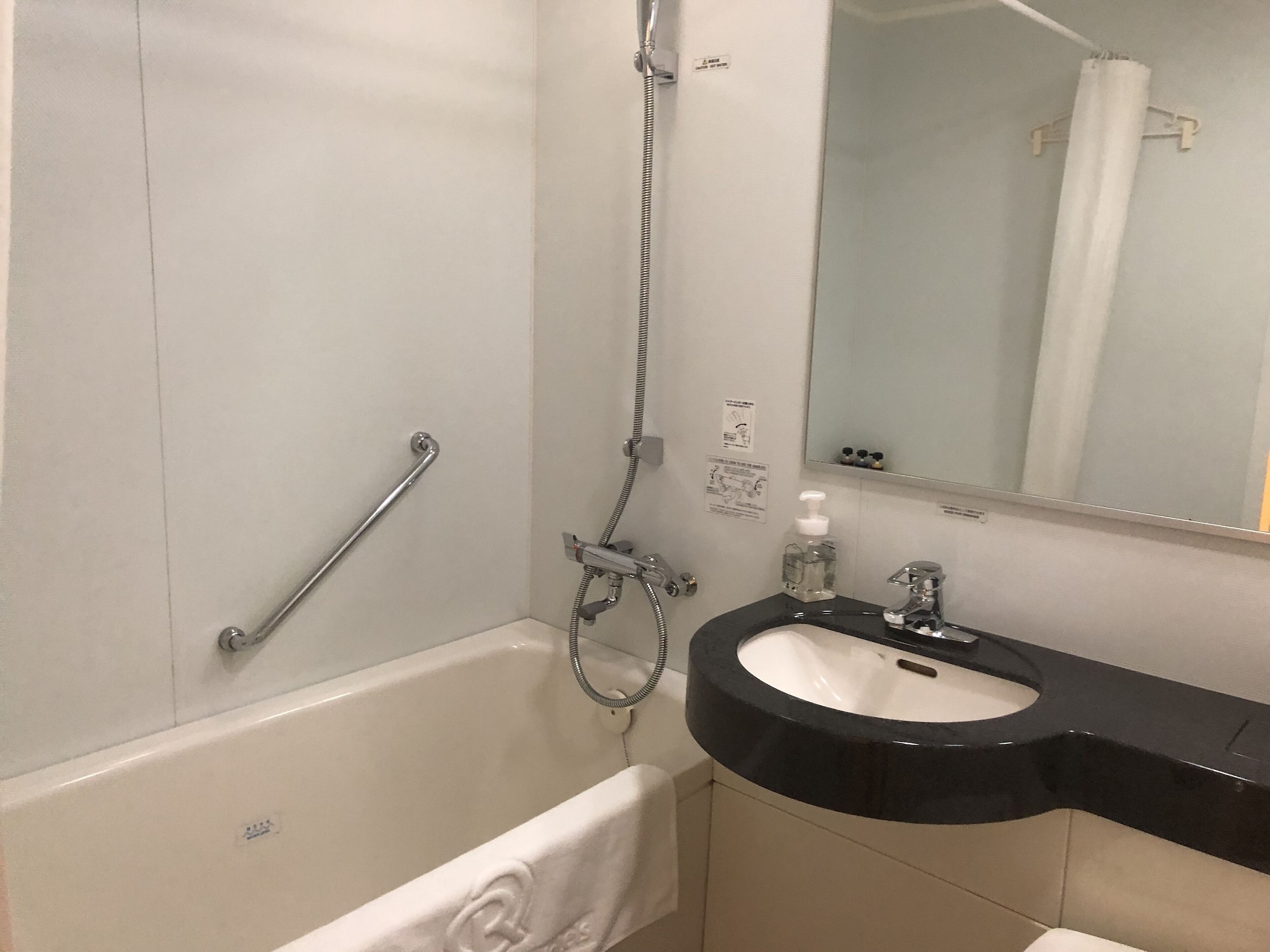 غرفة قياسية بسرير مزدوج للمدخنين، Daiwa Roynet Okayama Ekimae Hotel 4/4