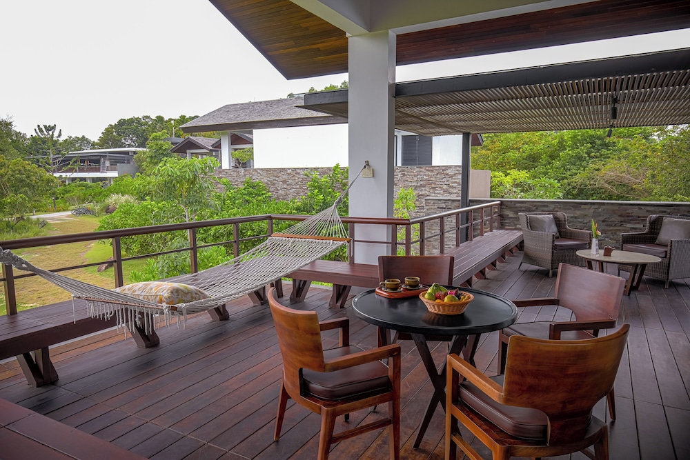 THE RESIDENCE BINTAN 50/73