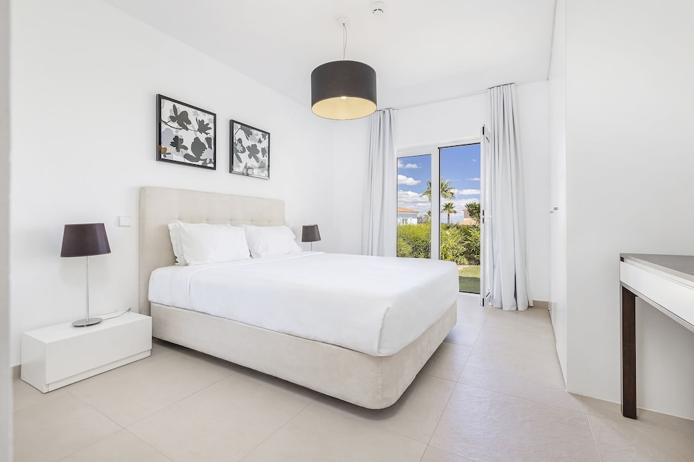 Eden Villas and Apartments 22/66