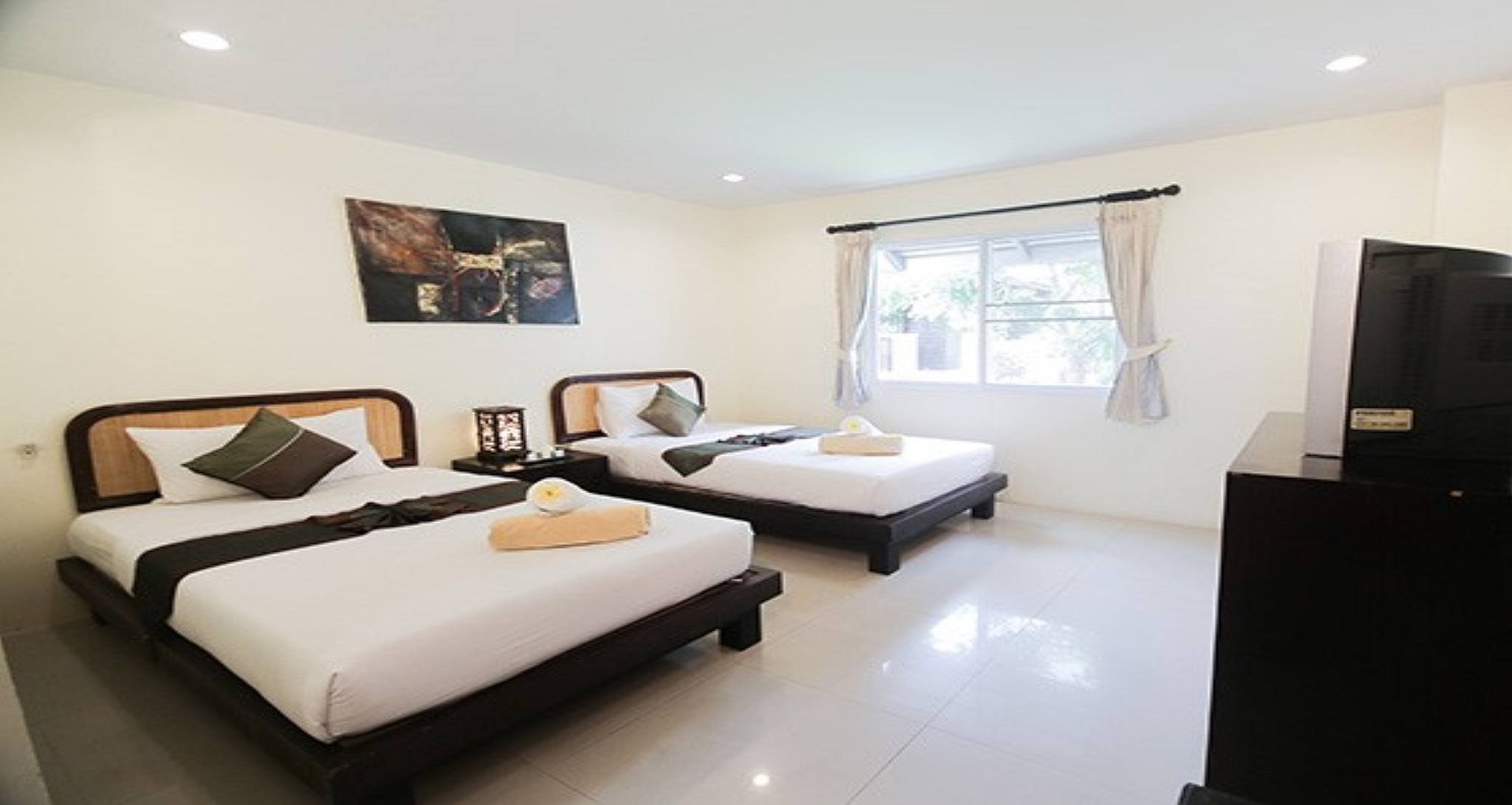 Standard, Double or Twin Bed