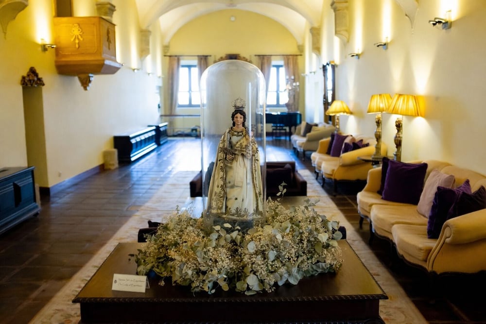 Convento Do Espinheiro Historic Hotel & Spa 51/71