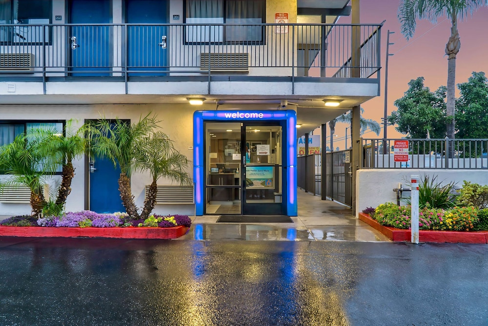 Motel6 El Monte, CA - Los Angeles 45/59