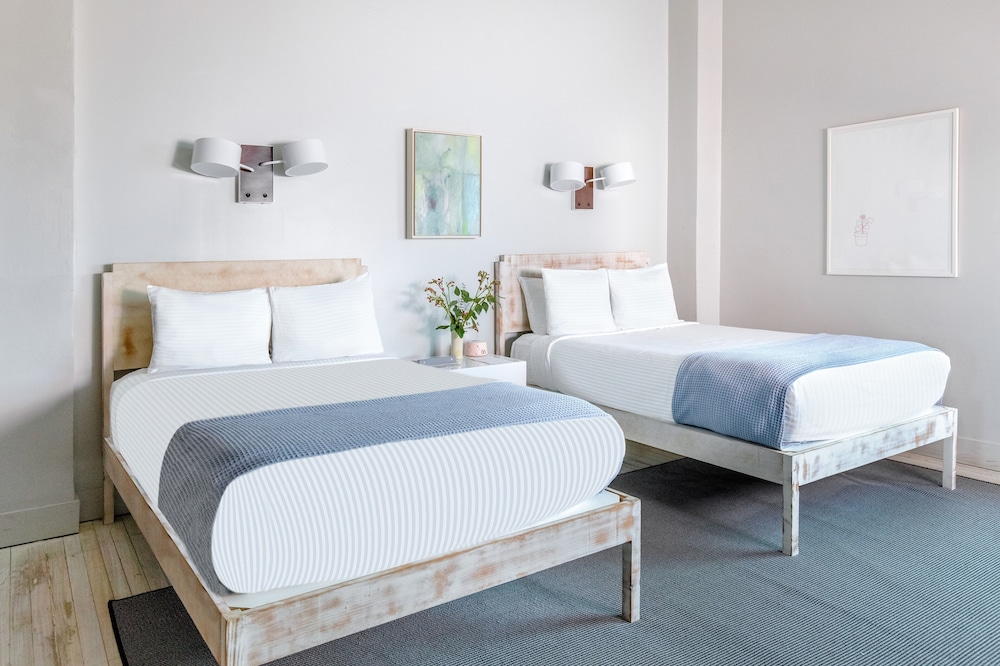 ROOM, 2 DOUBLE BEDS, ACCESSIBLE