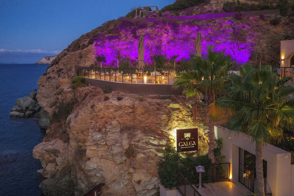 Castello Infinity Suites - Adults Only 11/158