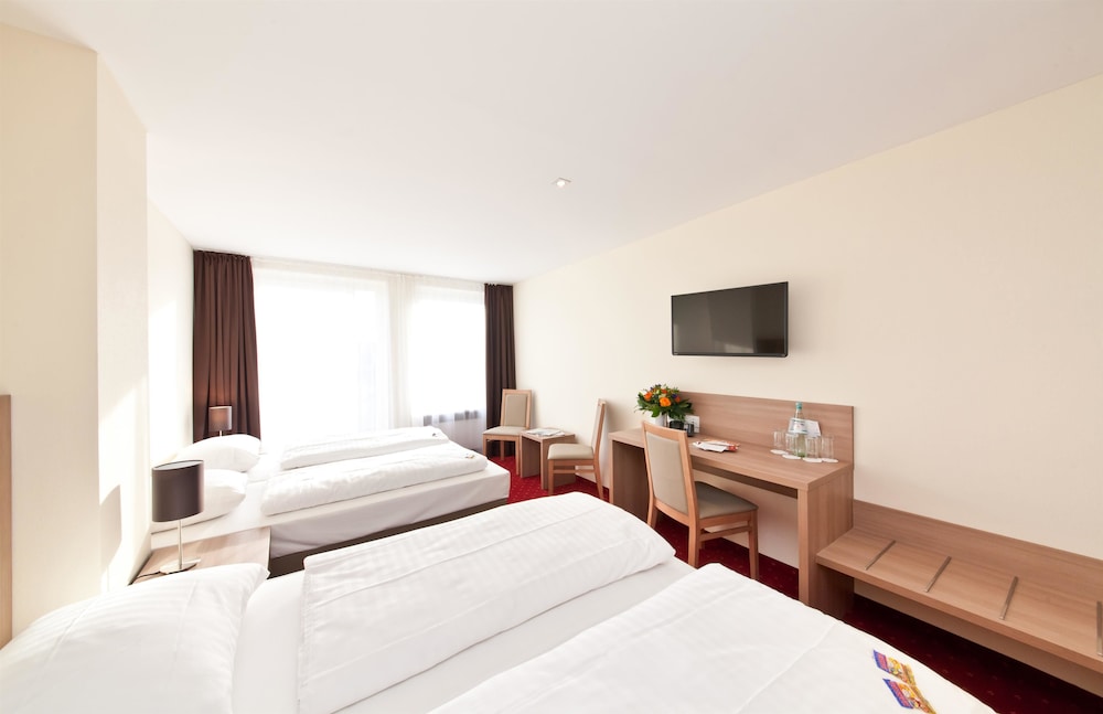 Hotel Madison 27/100