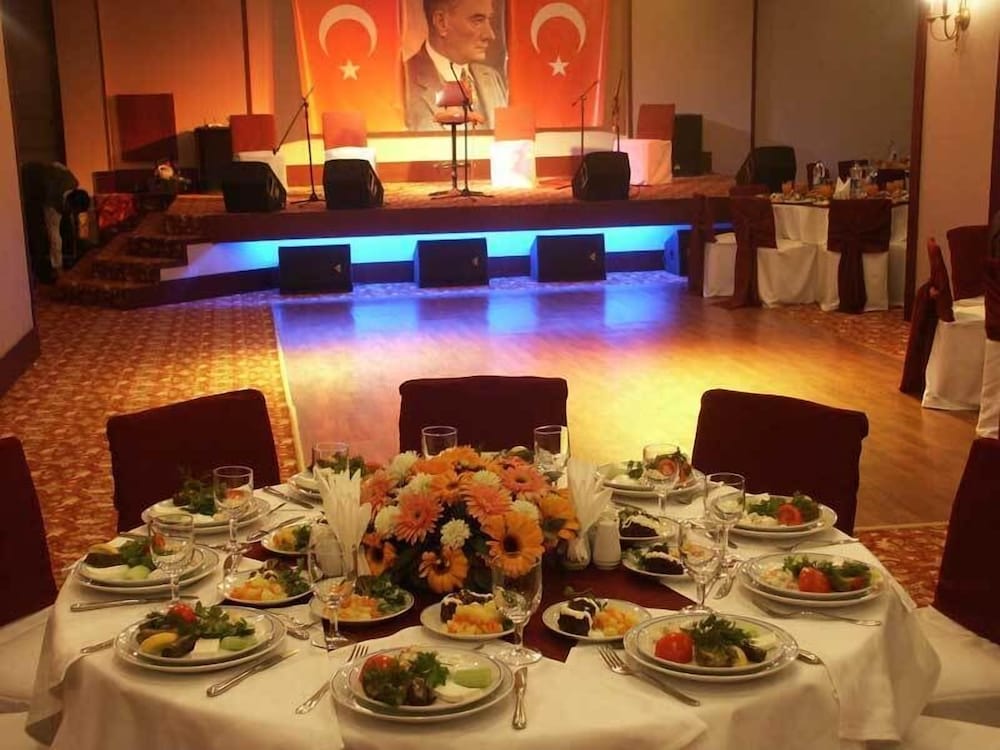 Sivas Buyuk Hotel 27/46