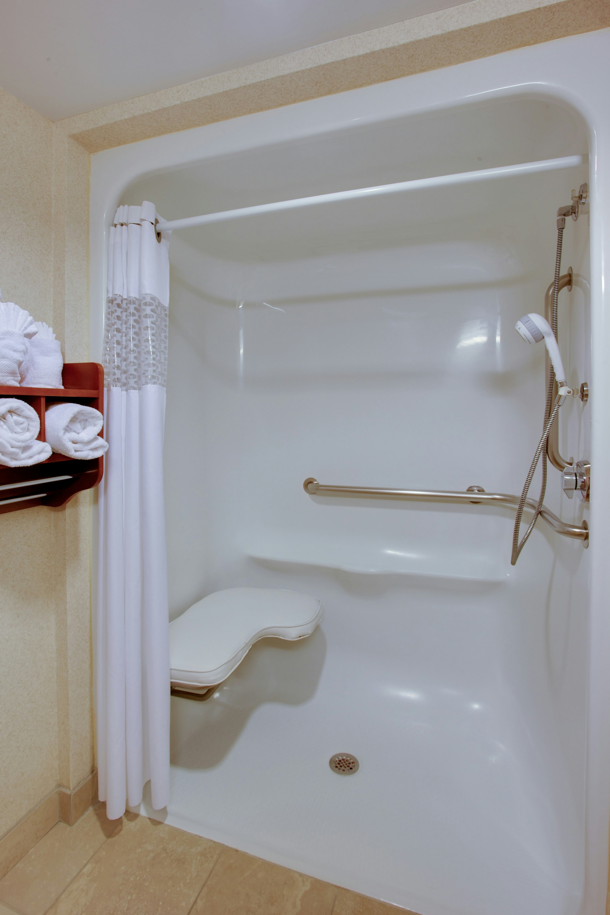 Hampton Inn Richmond West 46/46