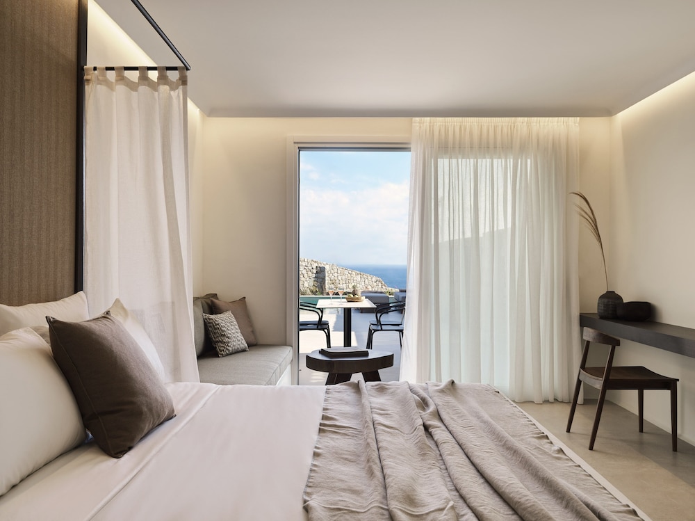 Ezio Bo Luxury Living 18/45