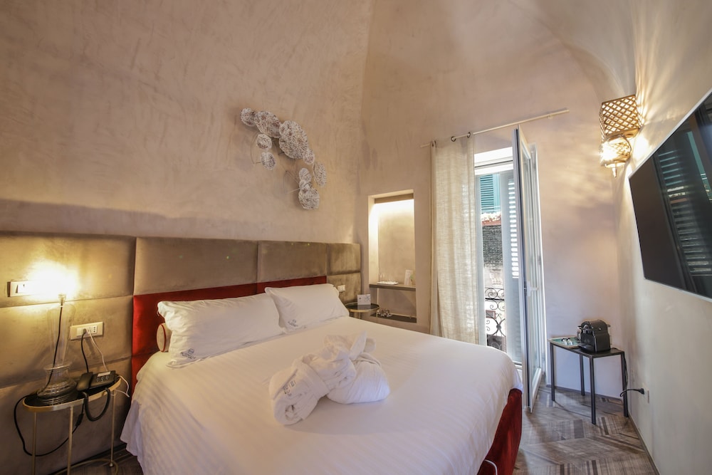 Al Console Luxury Suite 15/55