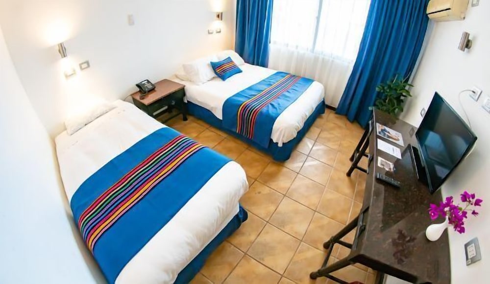 Panamericana Hotel Arica 23/85