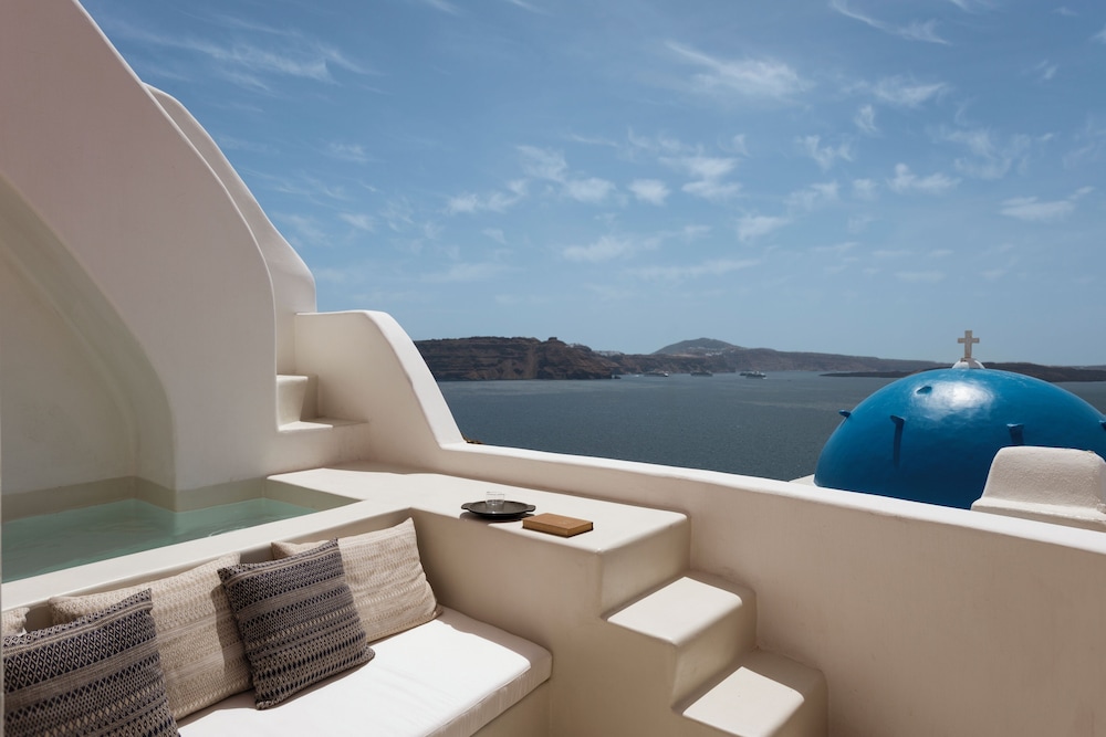 Armenaki Santorini 22/50
