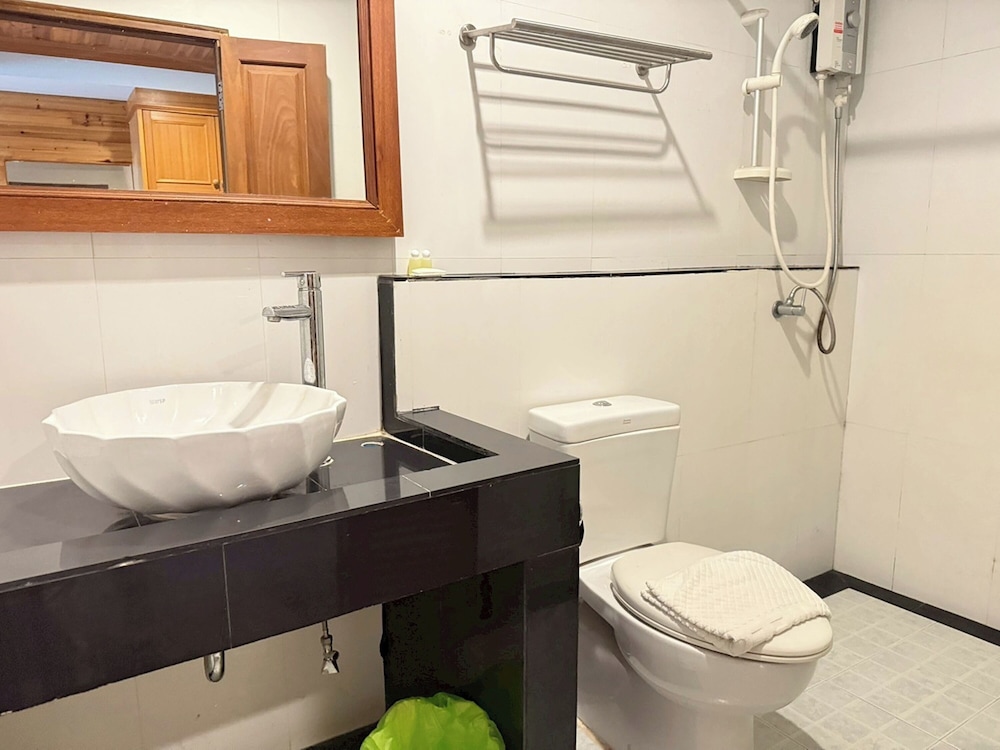 Maekhong Delta Boutique Hotel 48/50