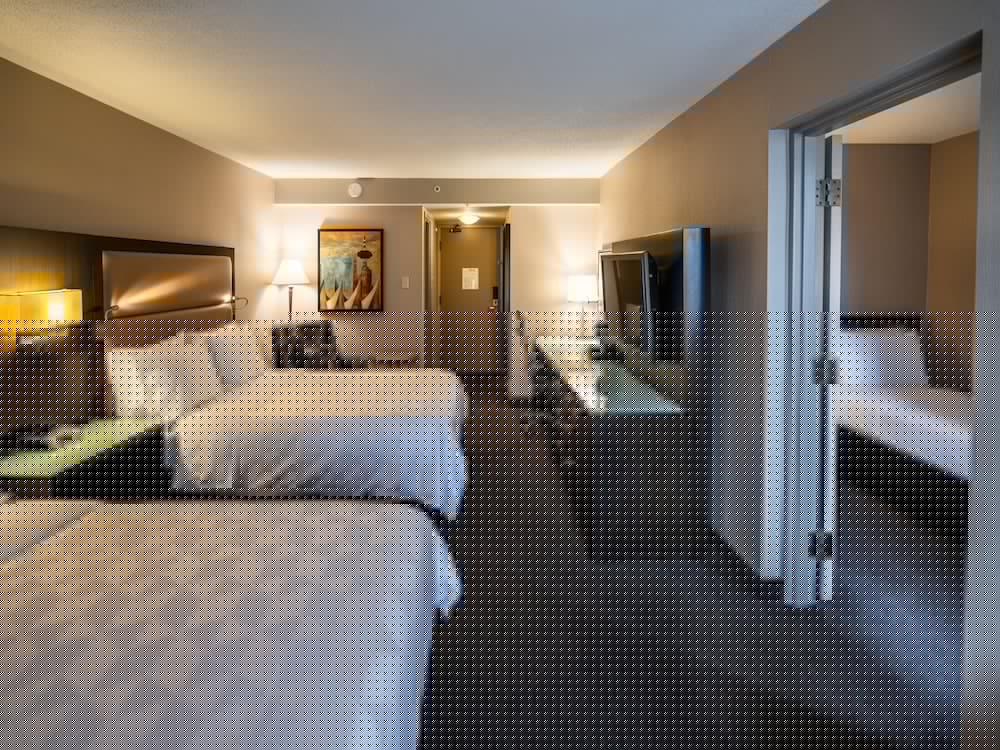 HOLIDAY INN HOTEL AND SUITES VANCOUVER DOWNTOWN 22/73