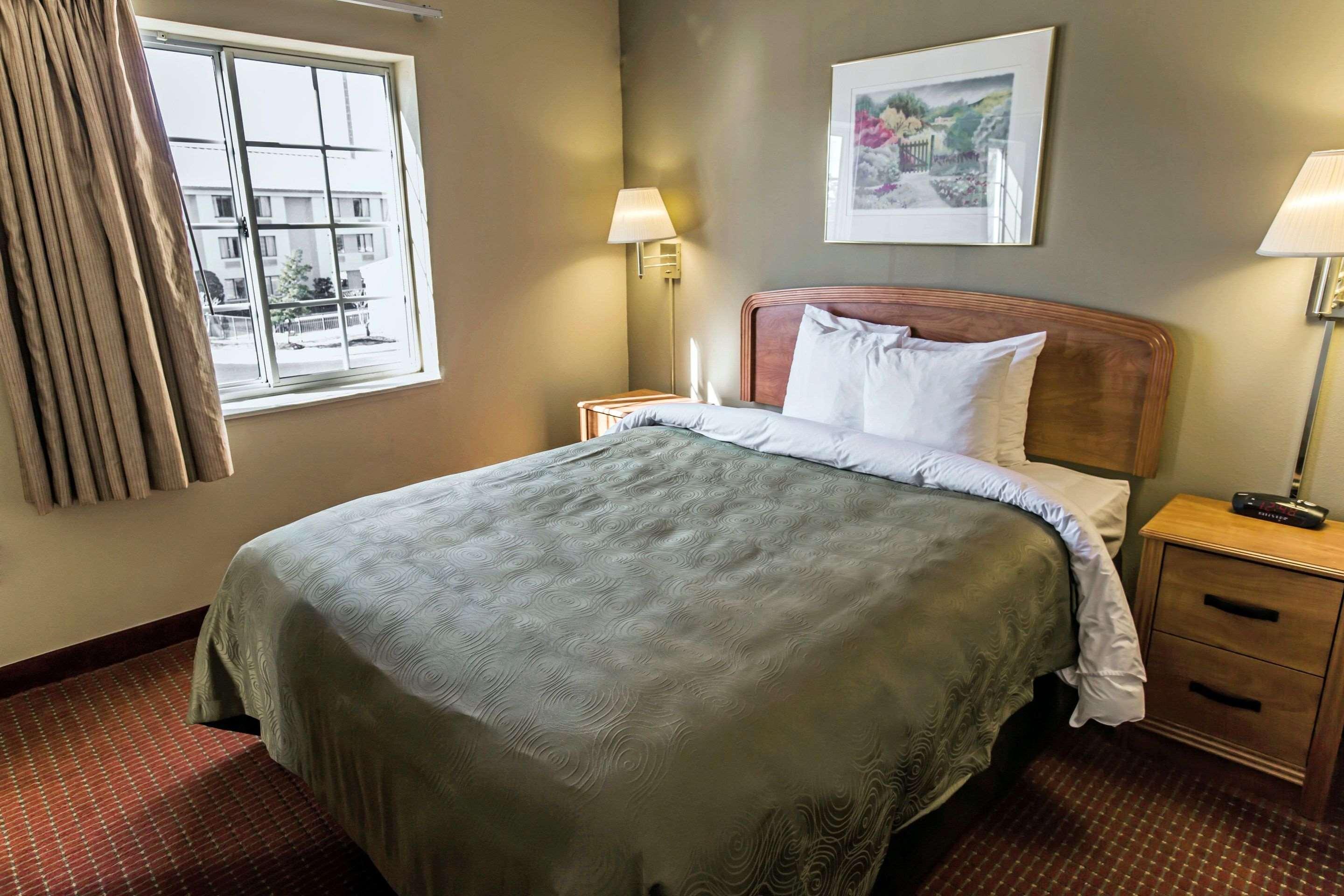 جناح بسريرين، MainStay Suites Wilmington - University Area 3/9