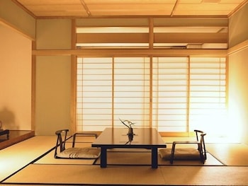 Hotel Yamabuki 12/21