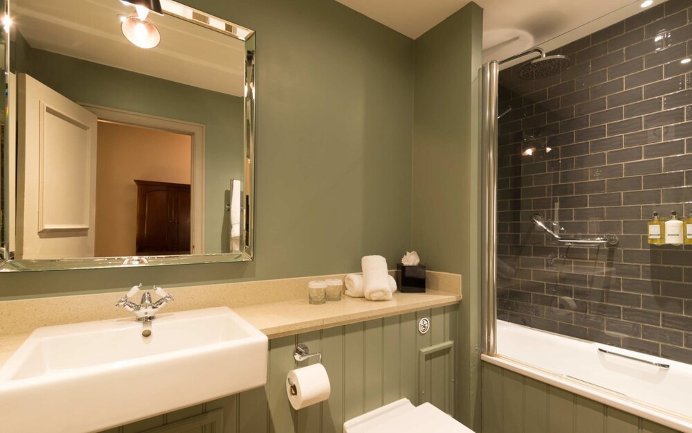 The Crown Manor House Hotel 27/42