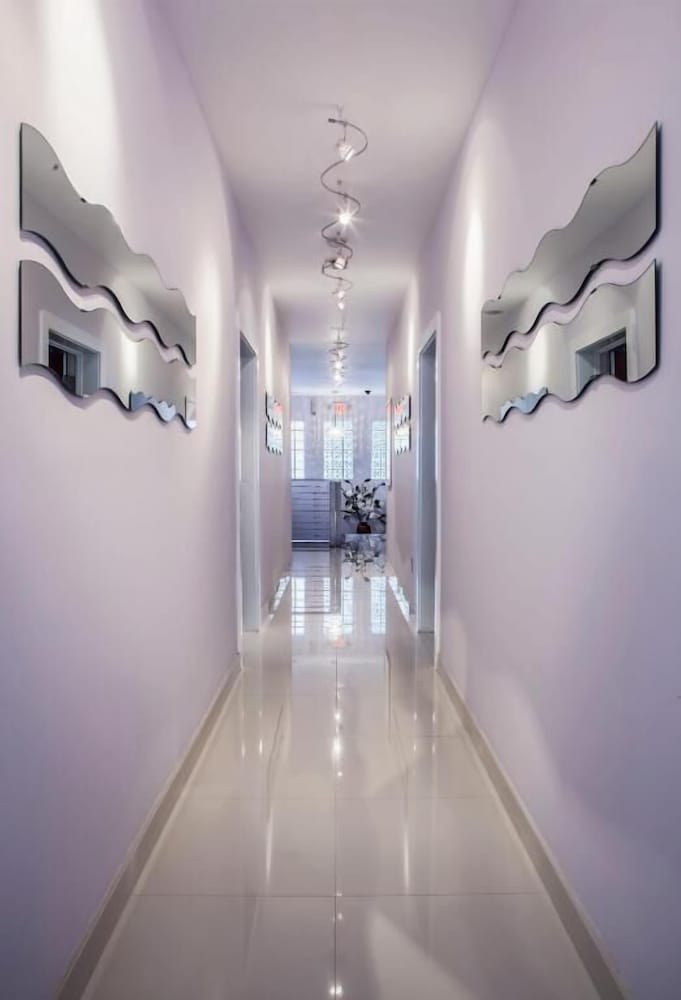 M Boutique Hotel 32/44