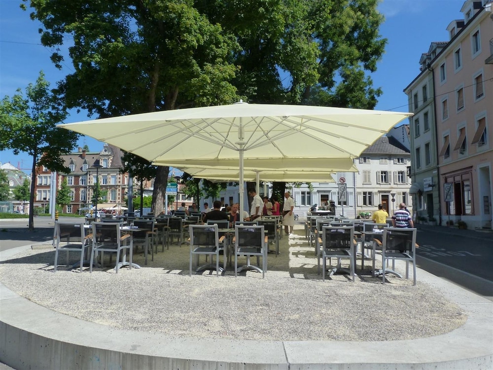 Hotel Restaurant Resslirytti 26/61