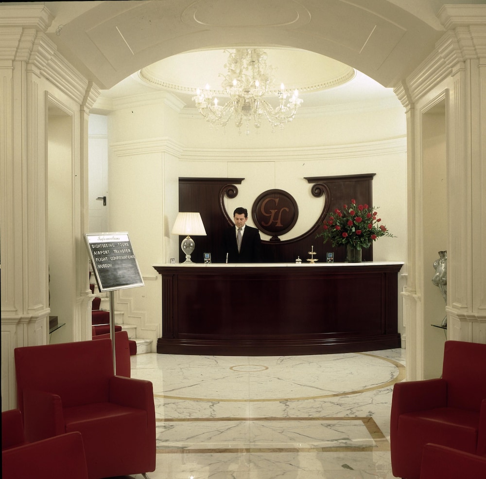 Lobby at Gambrinus, ROME
