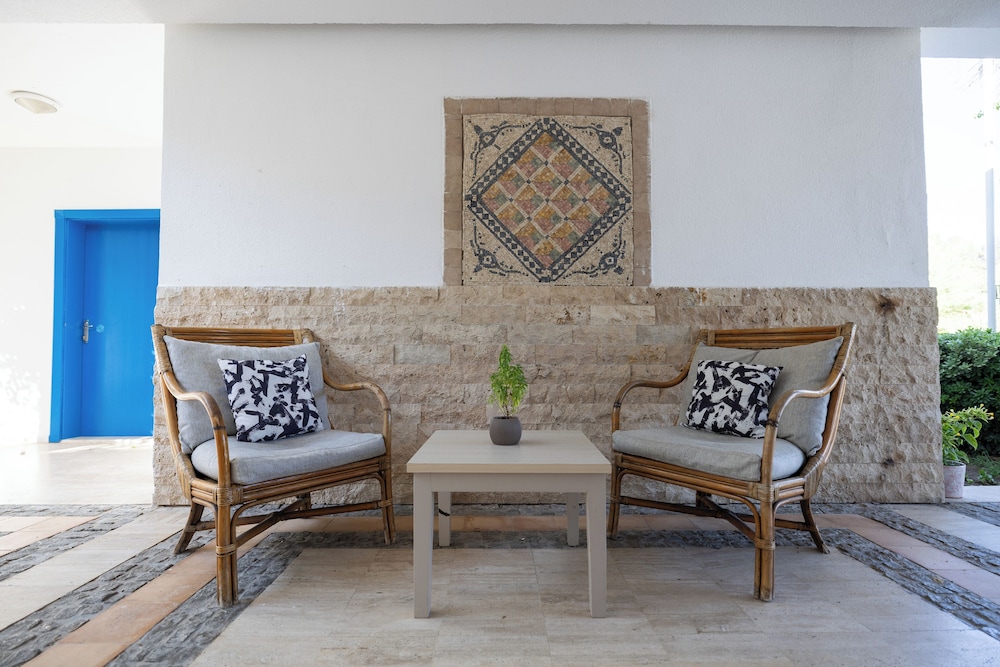 Ladonia Hotels Zemda Gumusluk 22/50