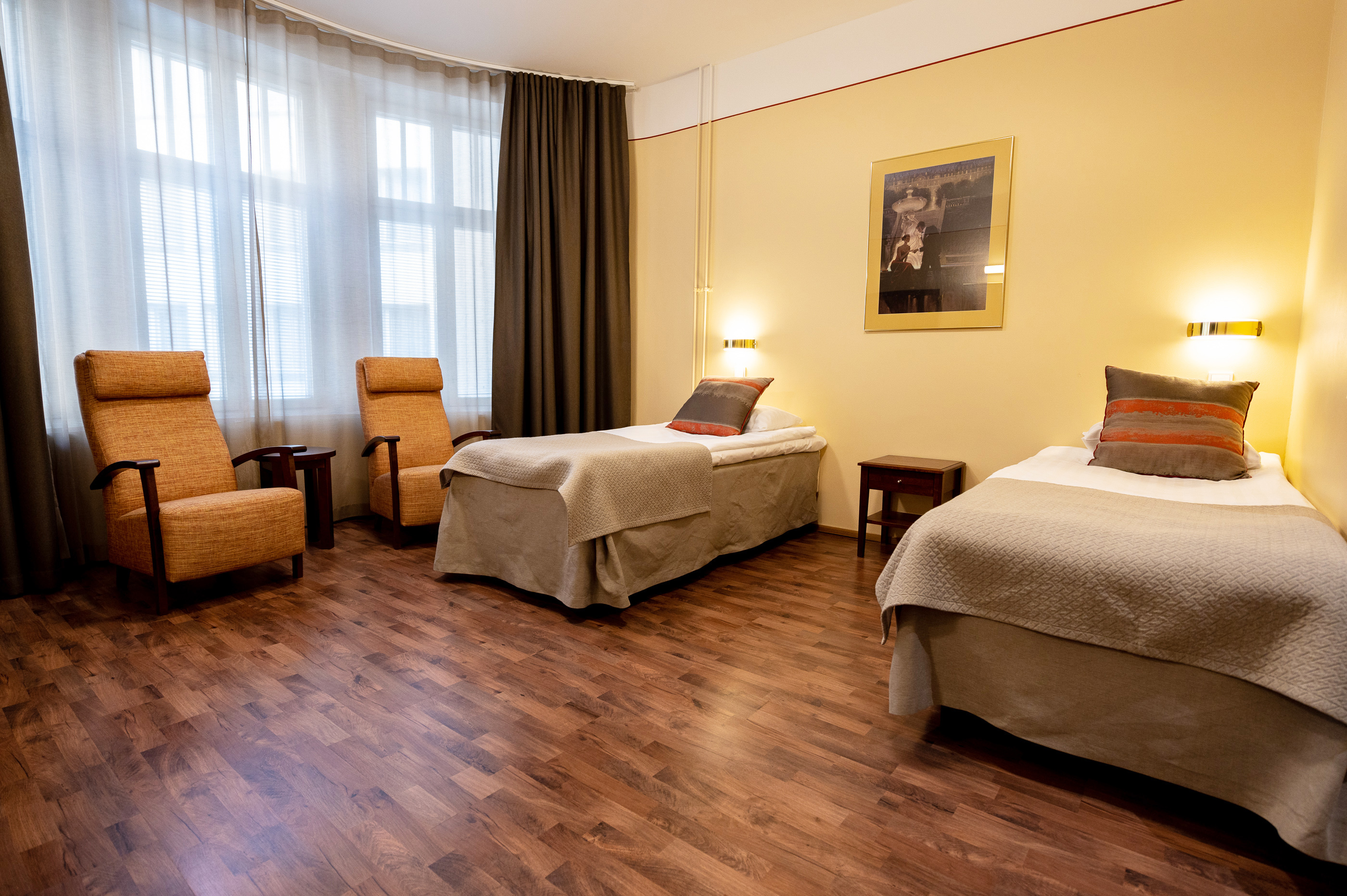 STANDARD, TWIN BEDS