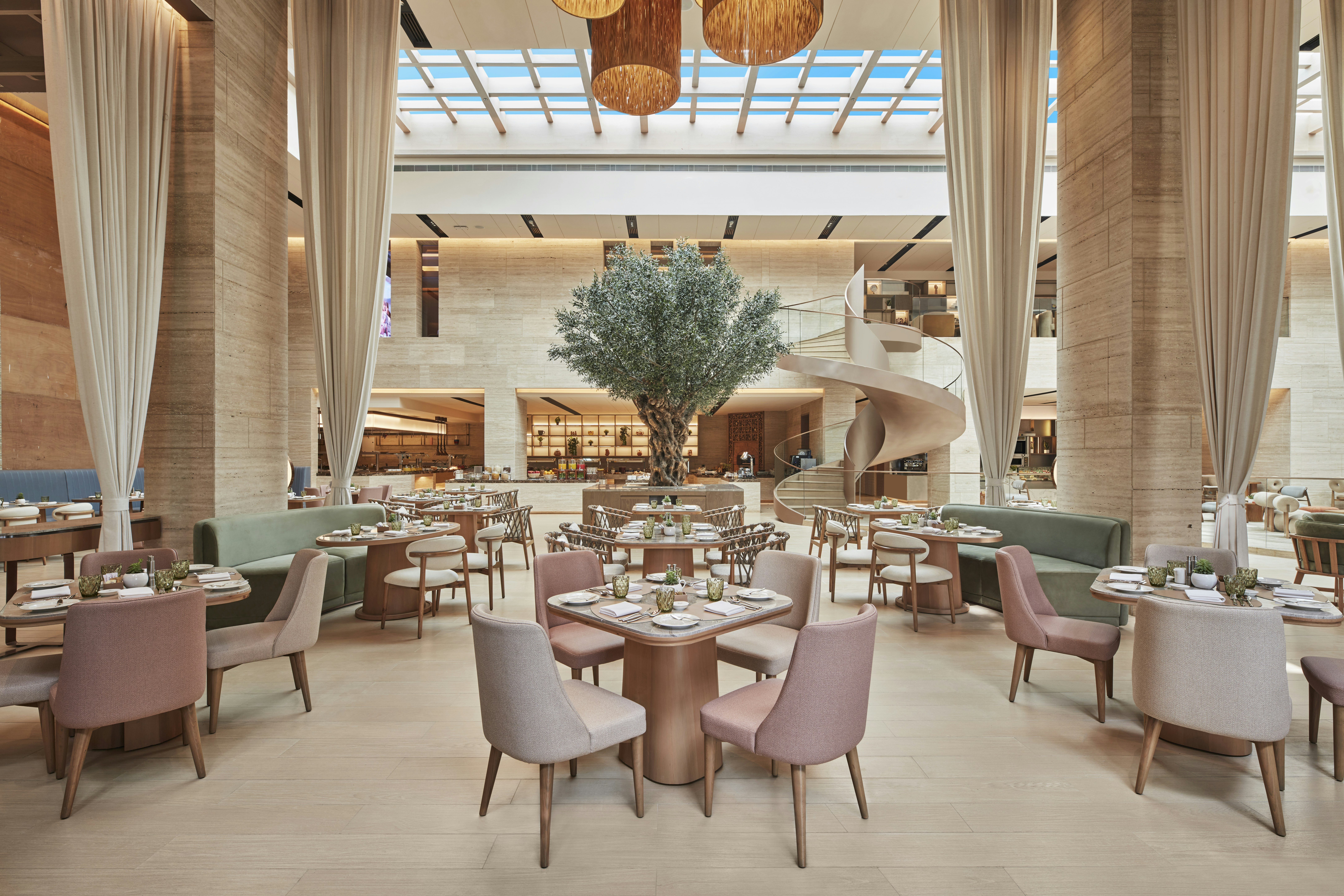Hilton Gurugram Baani City Centre 34/60