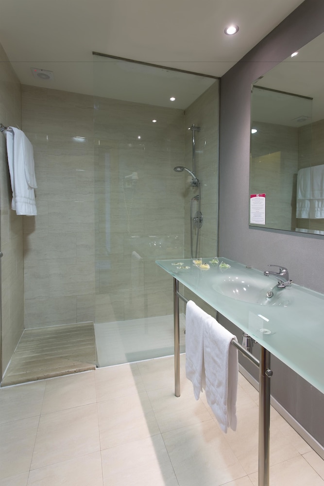 Hotel Sercotel Ag Express 27/53