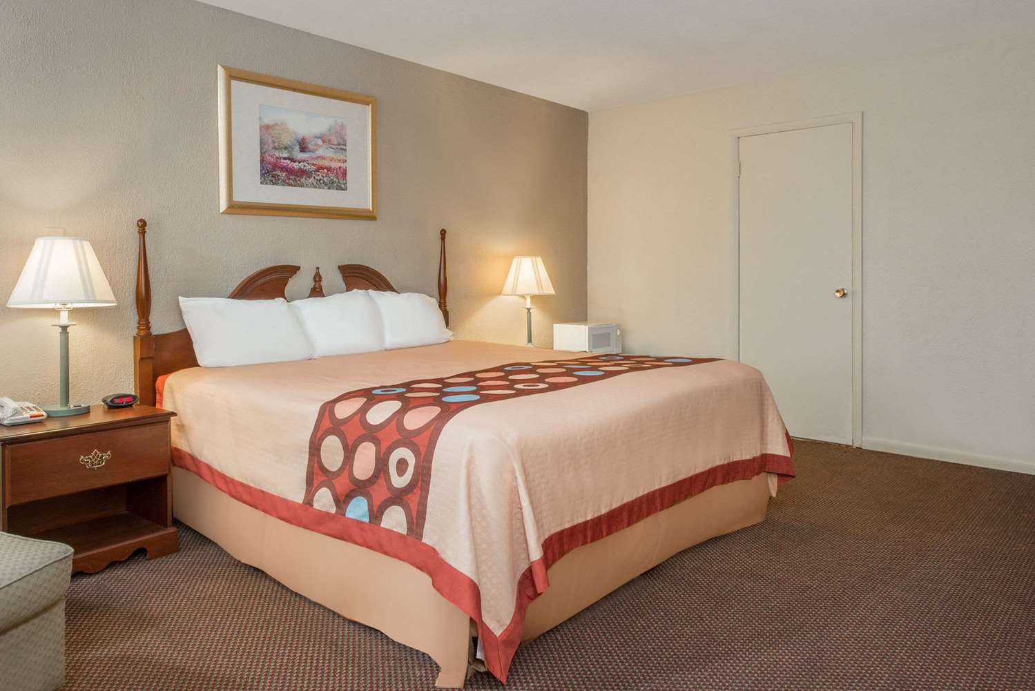 Super 8 By Wyndham Centerville-Richmond 12/21