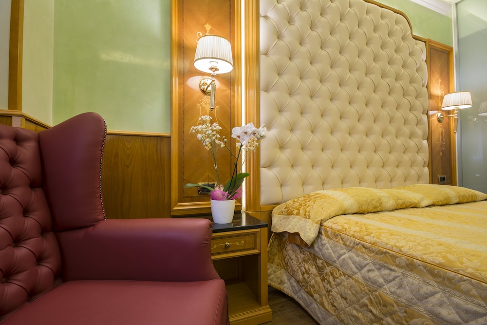 Hotel Vittoria 30/50