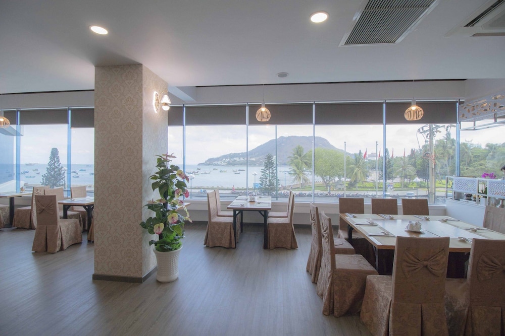 Vung Tau P T Hotel 31/44