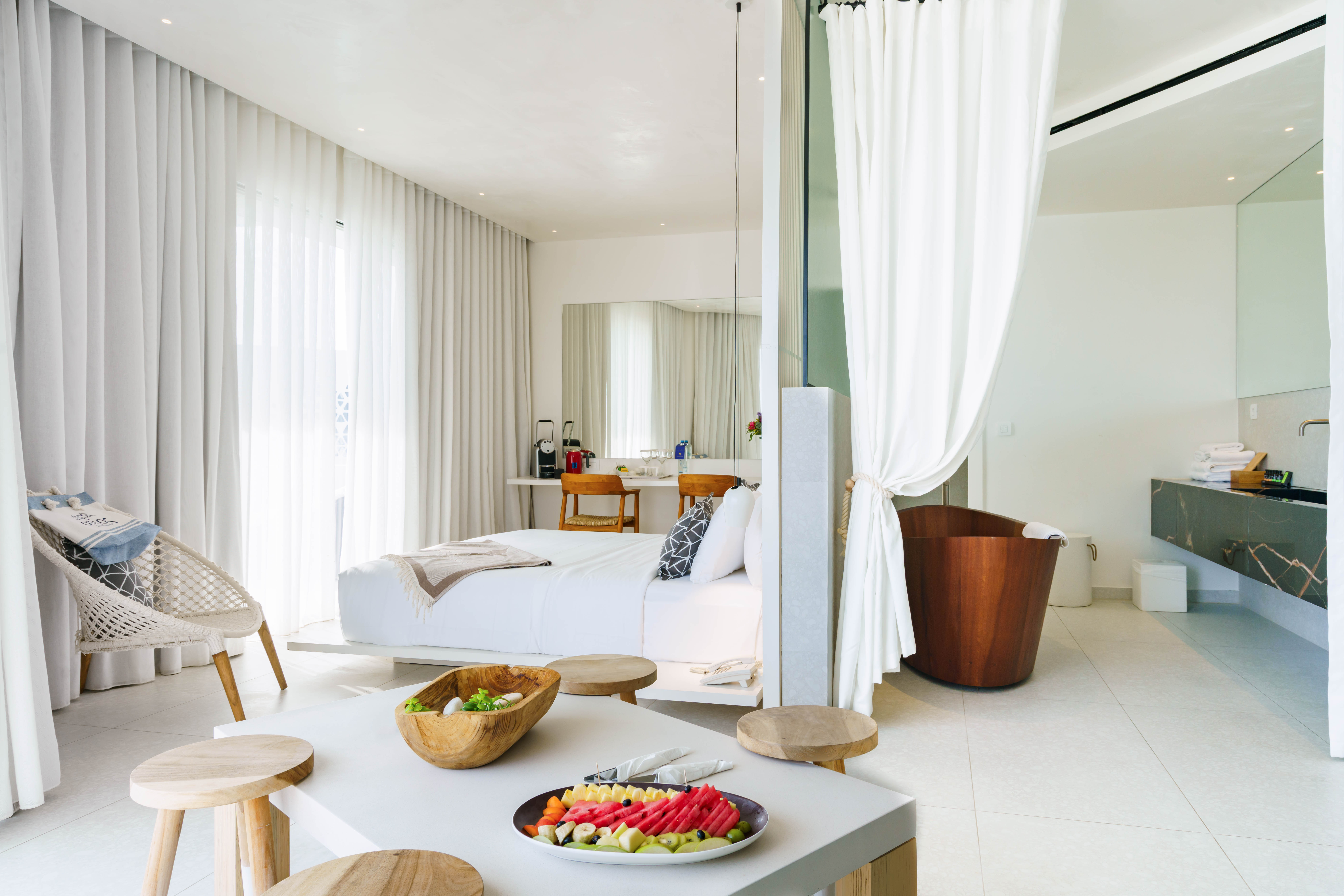 Fantasy, Dream, Sea View, Private Pool، Mykonos Dove Beachfront Hotel 3/3