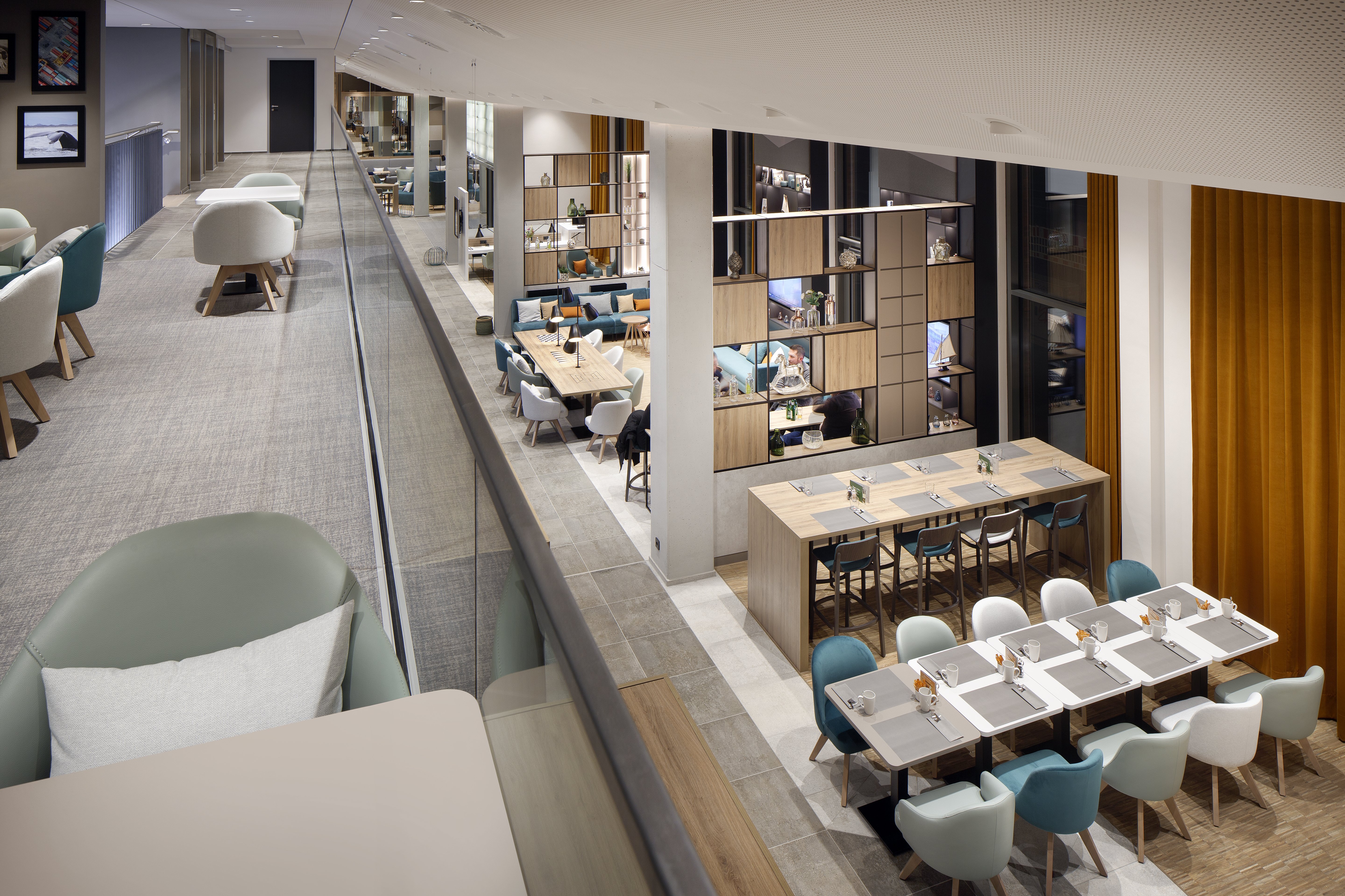 HOLIDAY INN HAMBURG - HAFENCITY 54/75