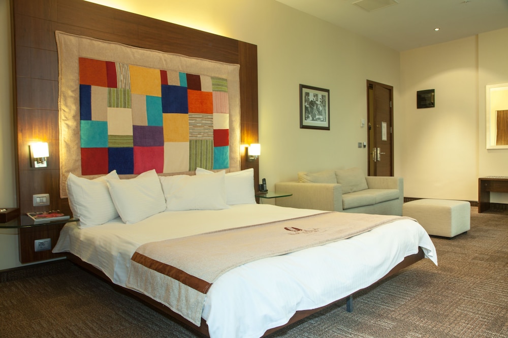 Landmark Baku Hotel 4/50