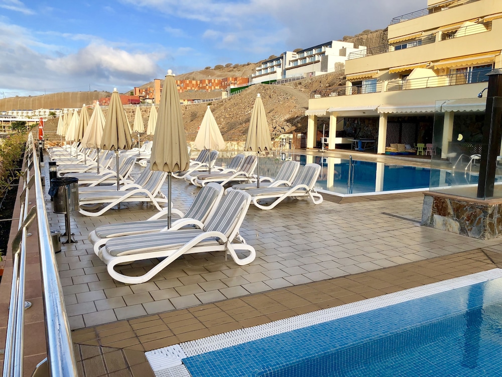 Holiday Club Sol Amadores 60/64