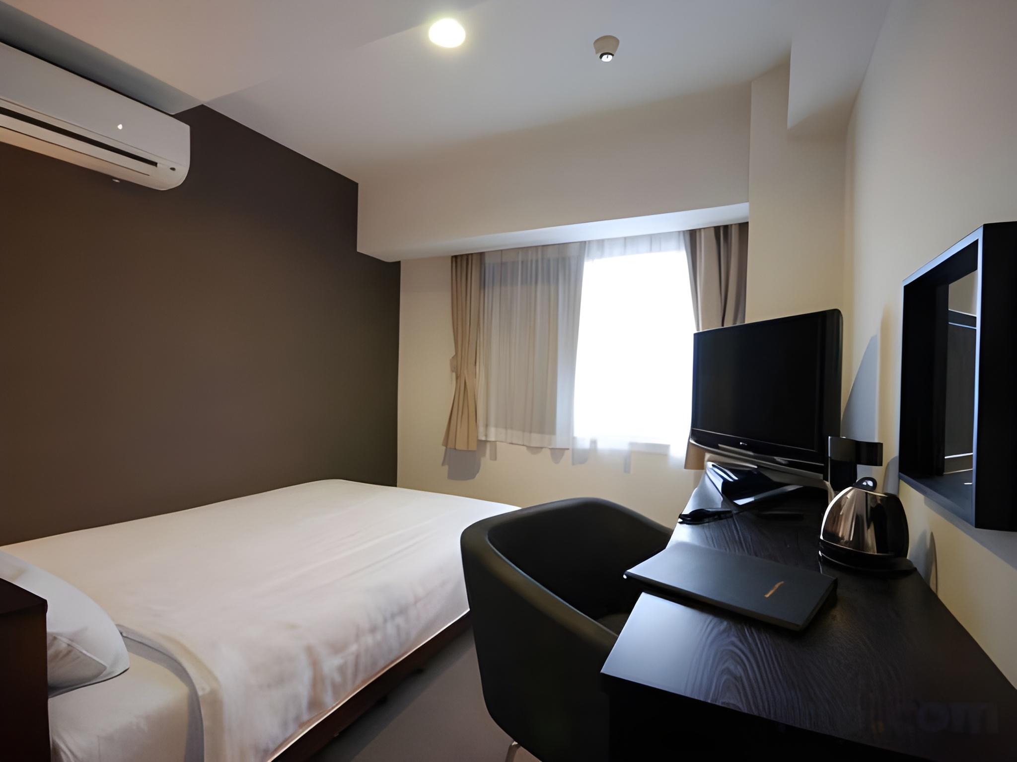 New Station Hotel Premier 8/24