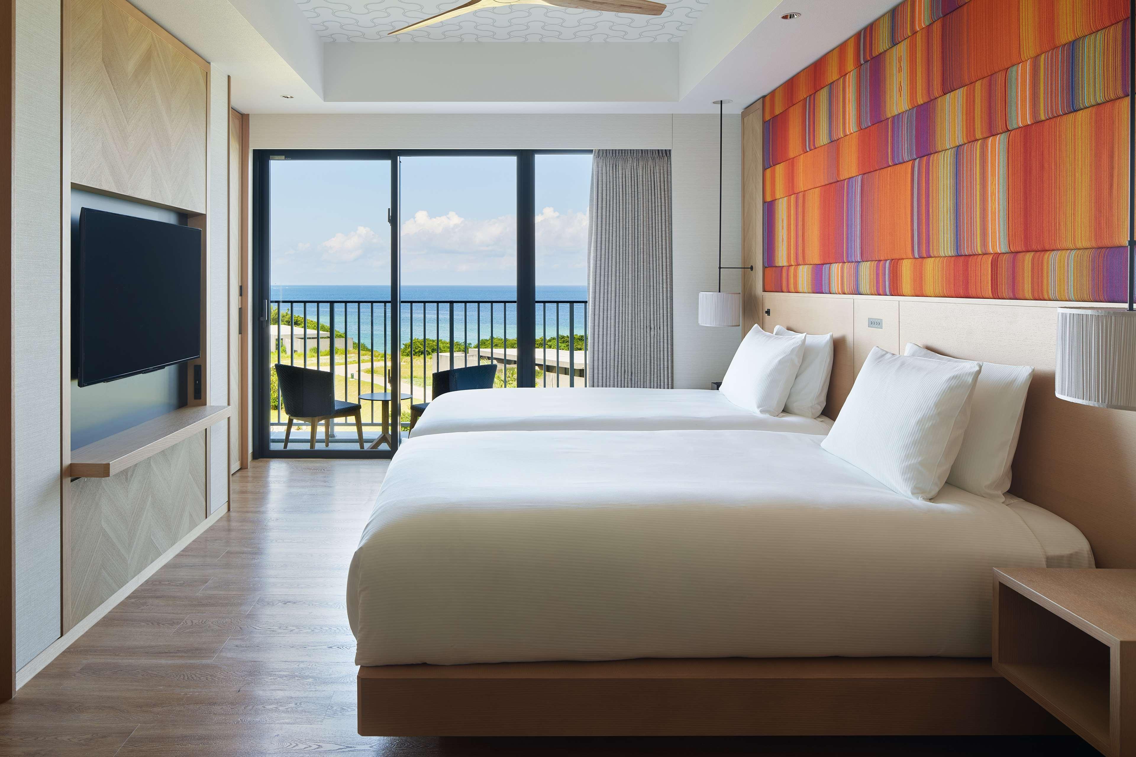 2 Bedrooms, Suite, 4 Double Beds, Ocean View, Sofa