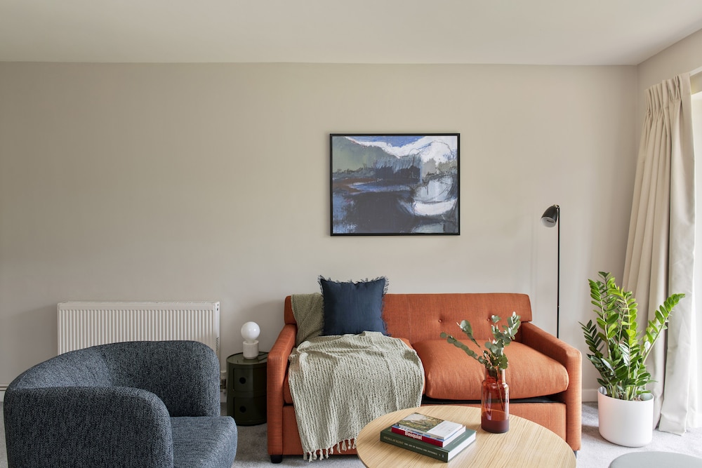 SACO Reading - Castle Crescent 50/64