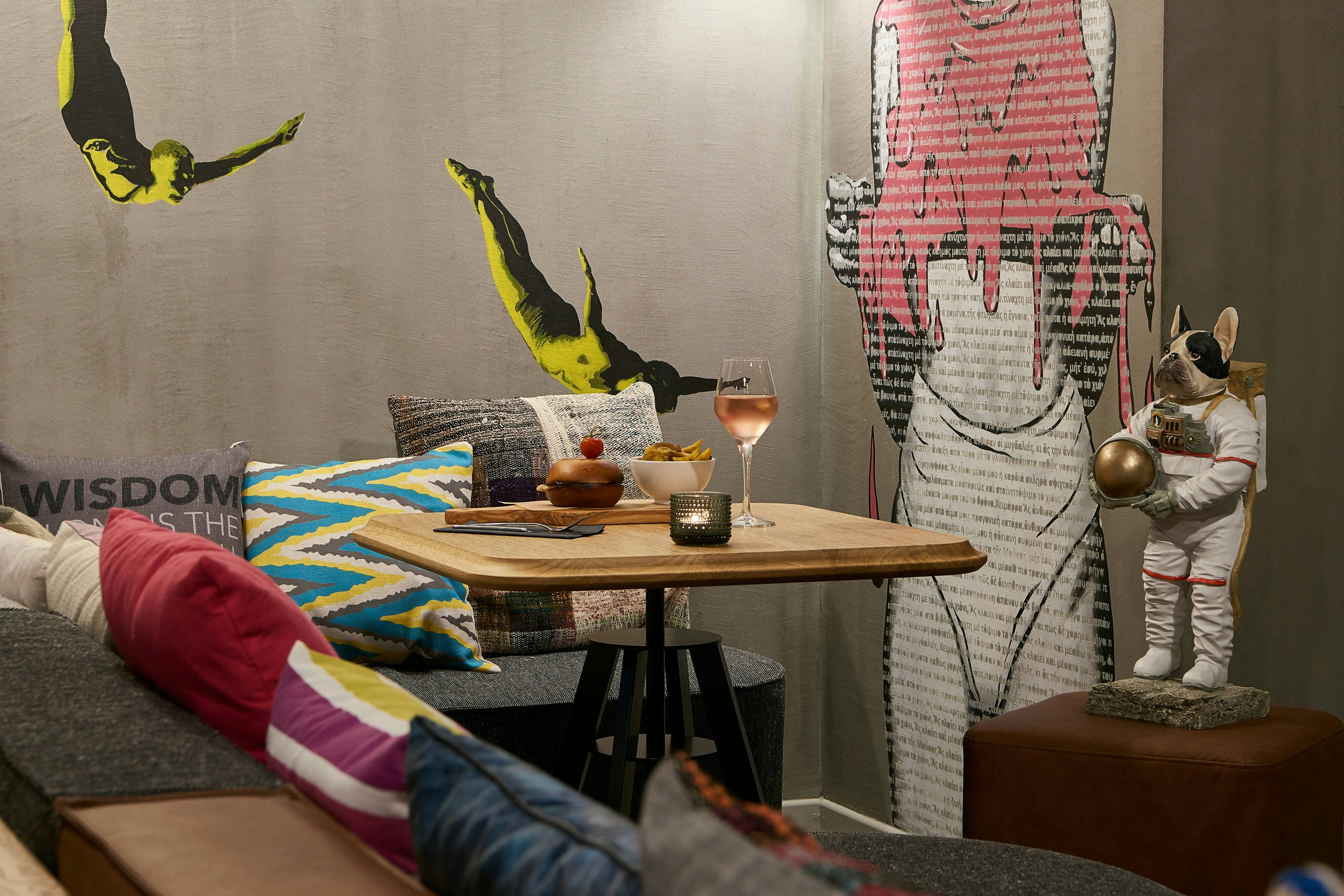 Moxy Patra Marina 17/30