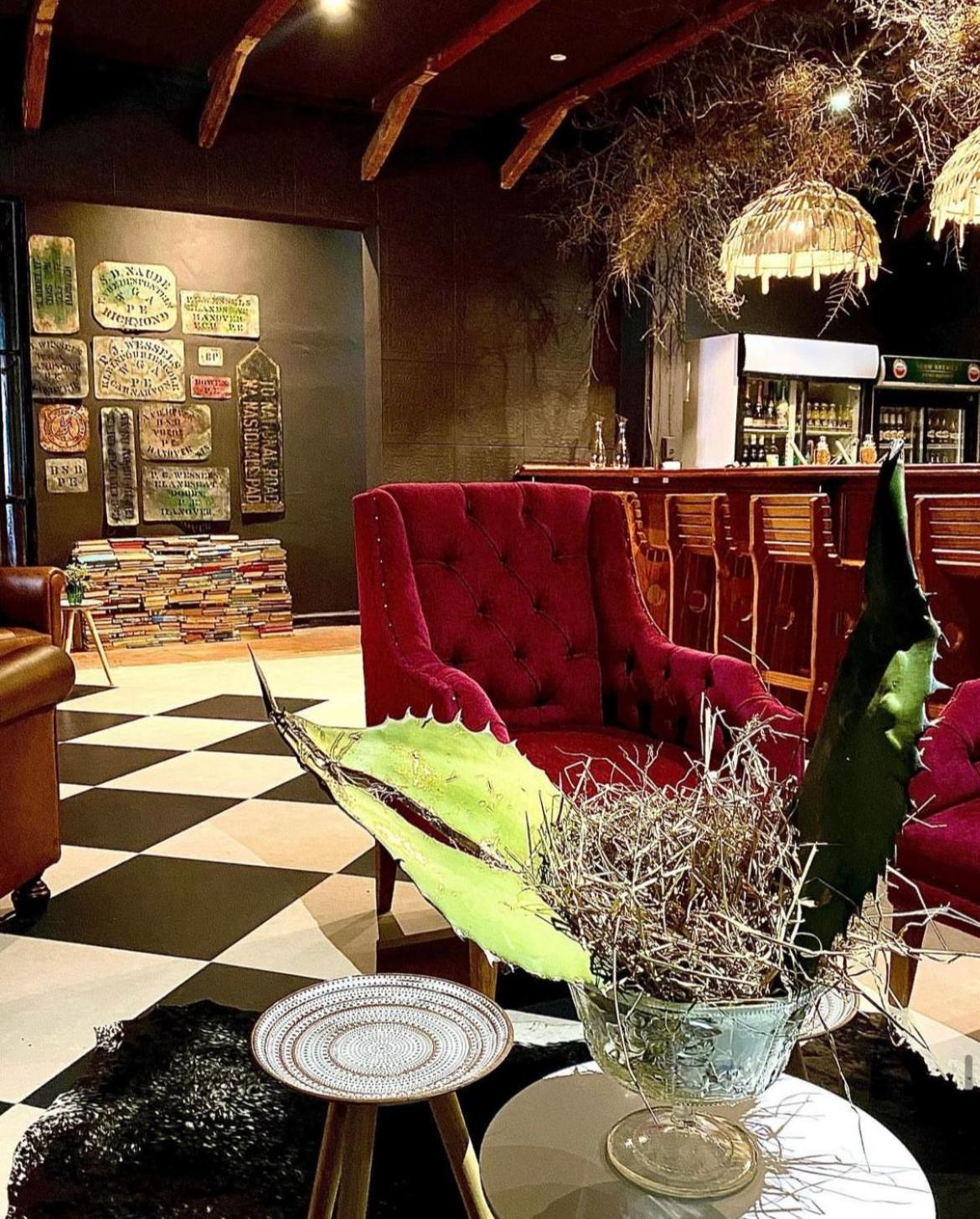 The Hanover Luxury Hotel 36/50
