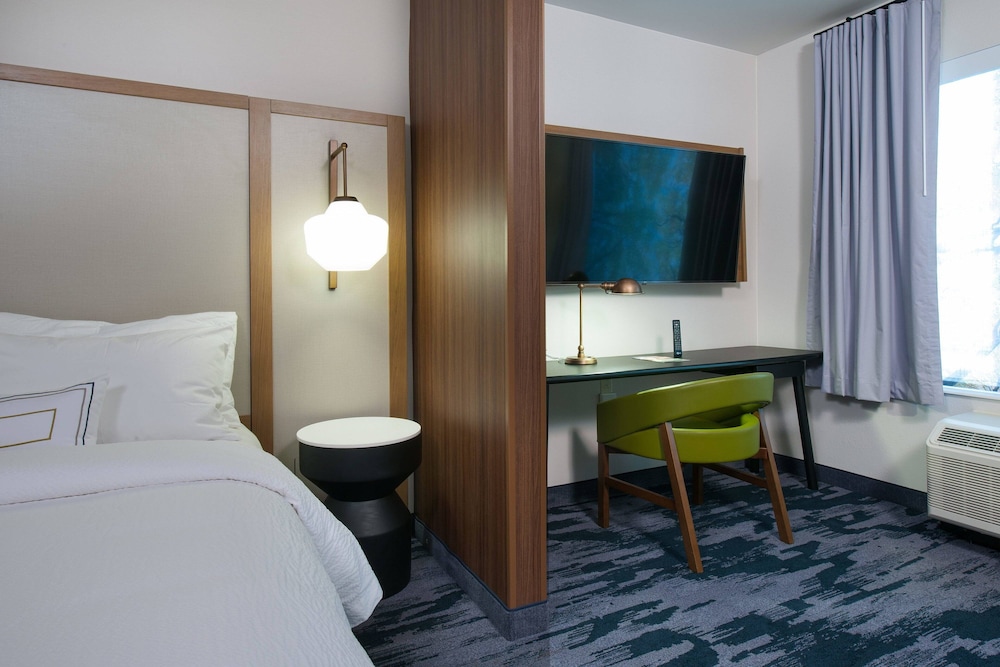 Fairfield Inn & Suites By Marriott Pittsburgh Downtown 24/24