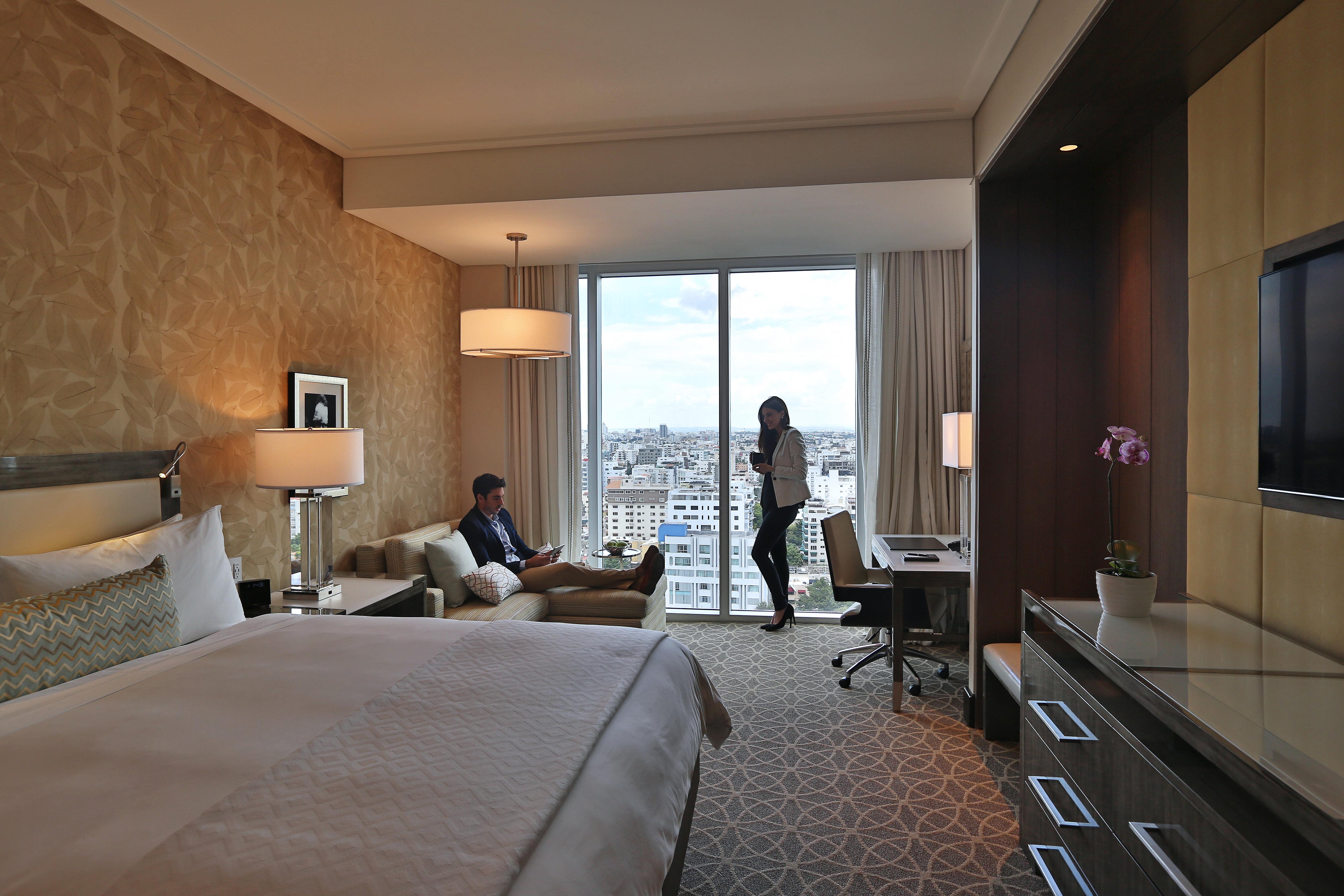 Room, King Bed, City View