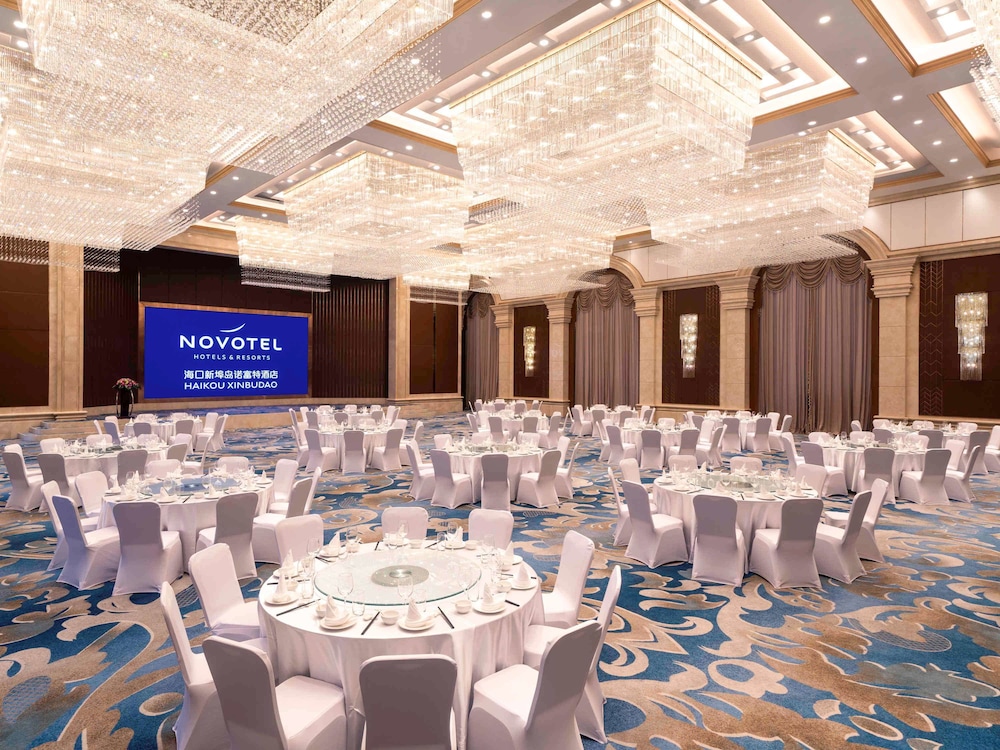 Novotel Haikou Xinbudao 56/63