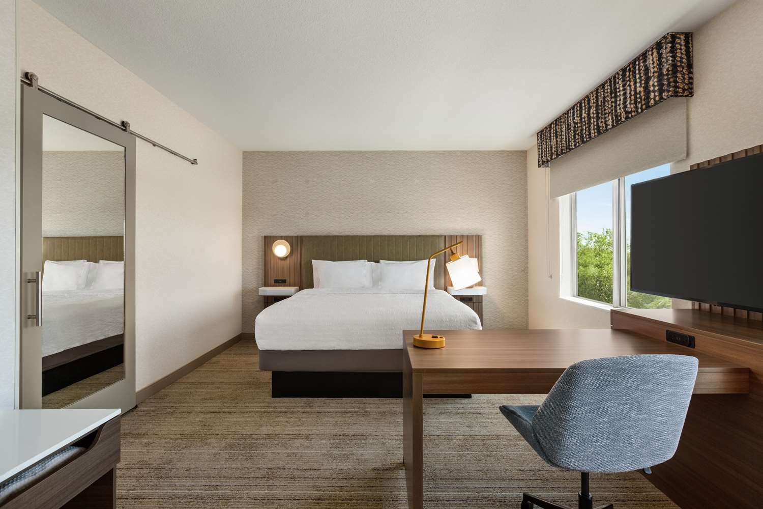 Studio, Suite, King Bed