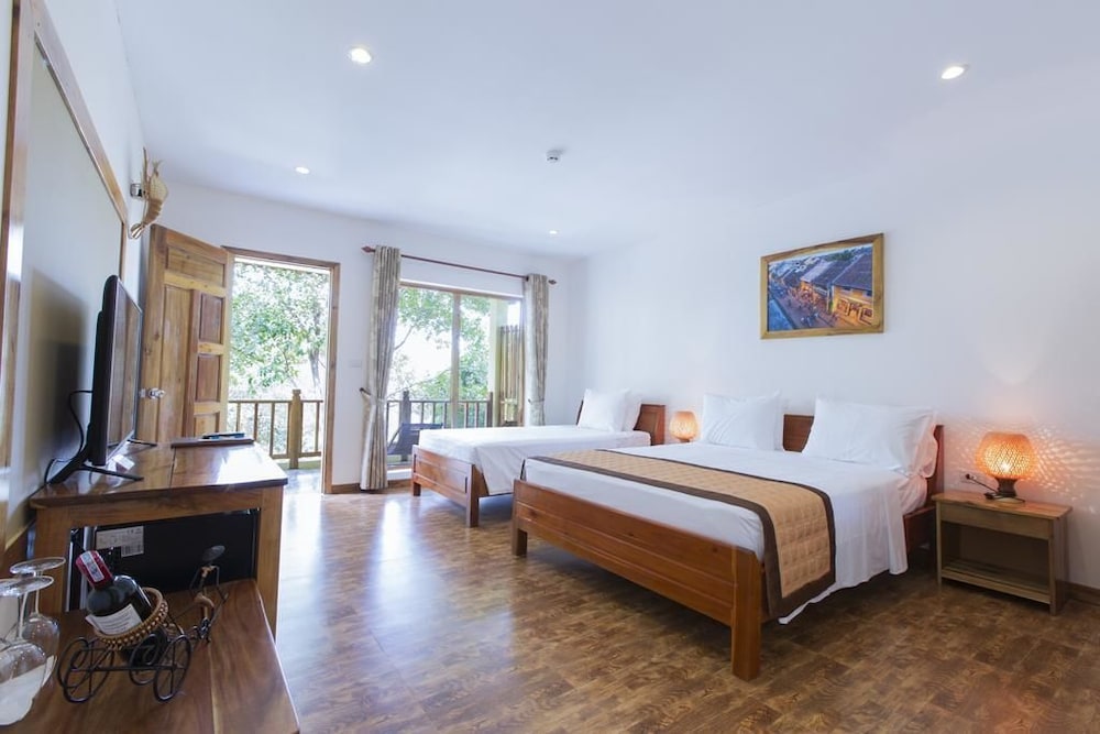 Ancarine Beach Resort 24/72