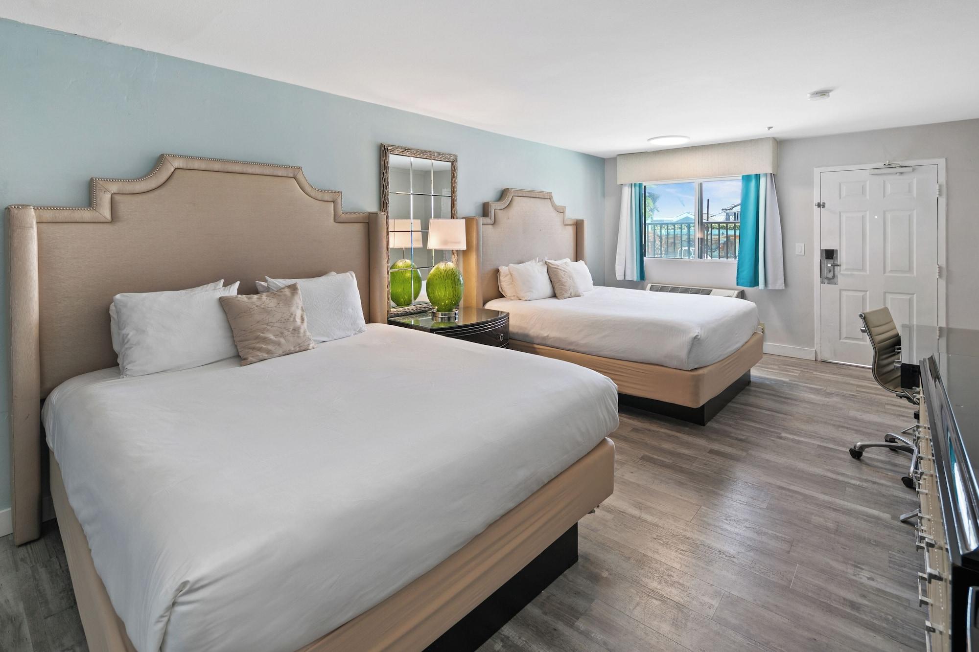 Room, Multiple Beds